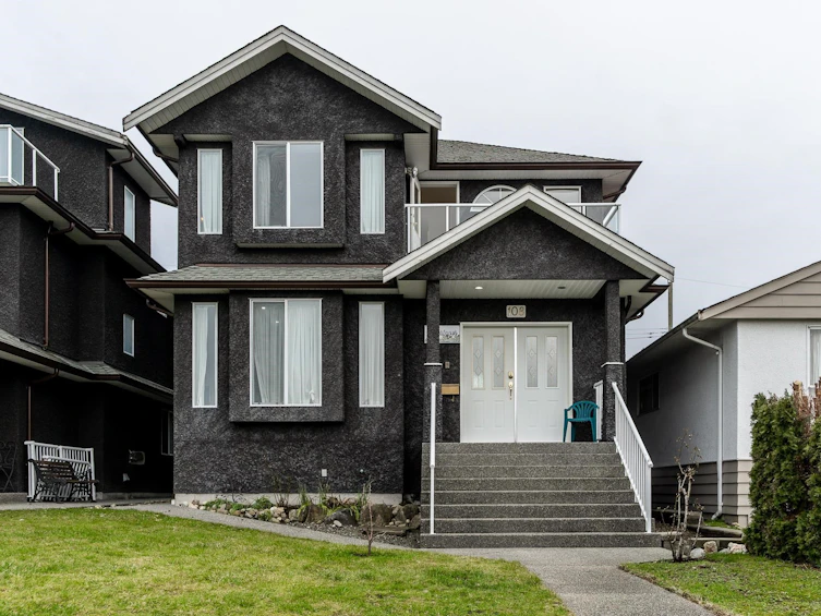 108 Springer Avenue, Burnaby, BC, V5B 3K3