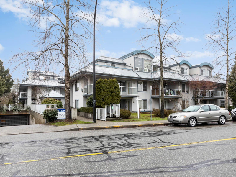 310 - 11519 Burnett Street, Maple Ridge BC V2X 6P3
