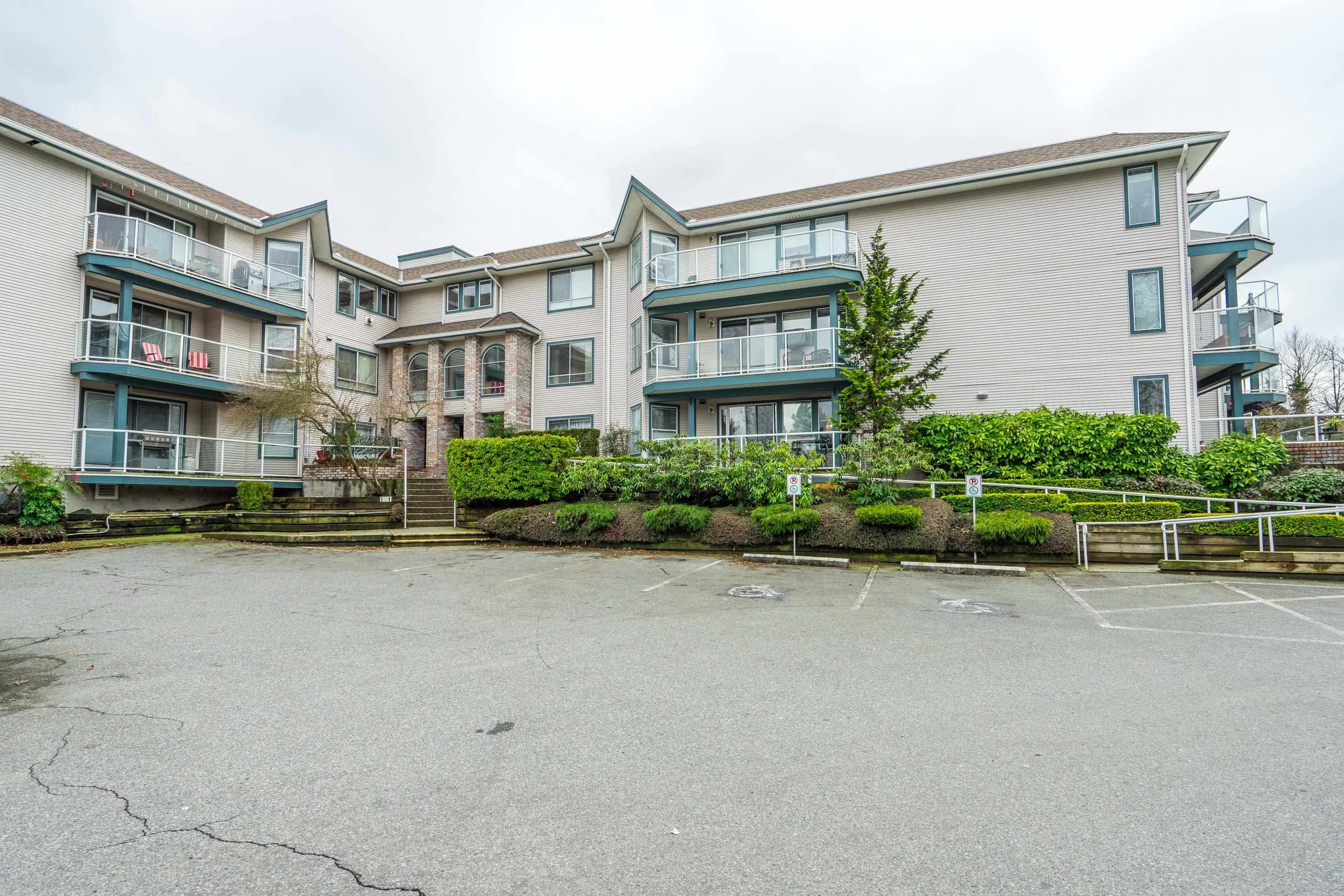 303-27358 32 Avenue, Langley, BC, V4W 3M5