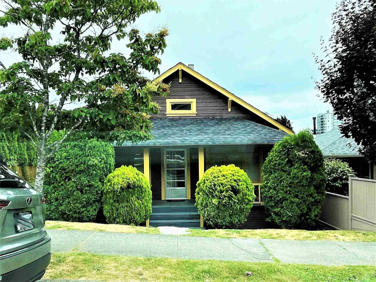 3343 Church Street, Vancouver, BC, V5R 4W7