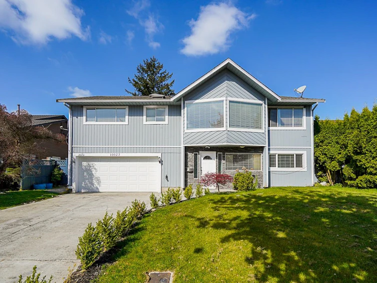 10023 156a Street, Surrey, BC, V4N 2S3