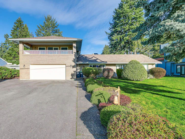 16977 0 Avenue, Surrey, BC, V3Z 9N9
