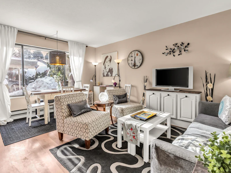 107 - 2853 W Bourquin Crescent, Abbotsford BC V2S 6H6