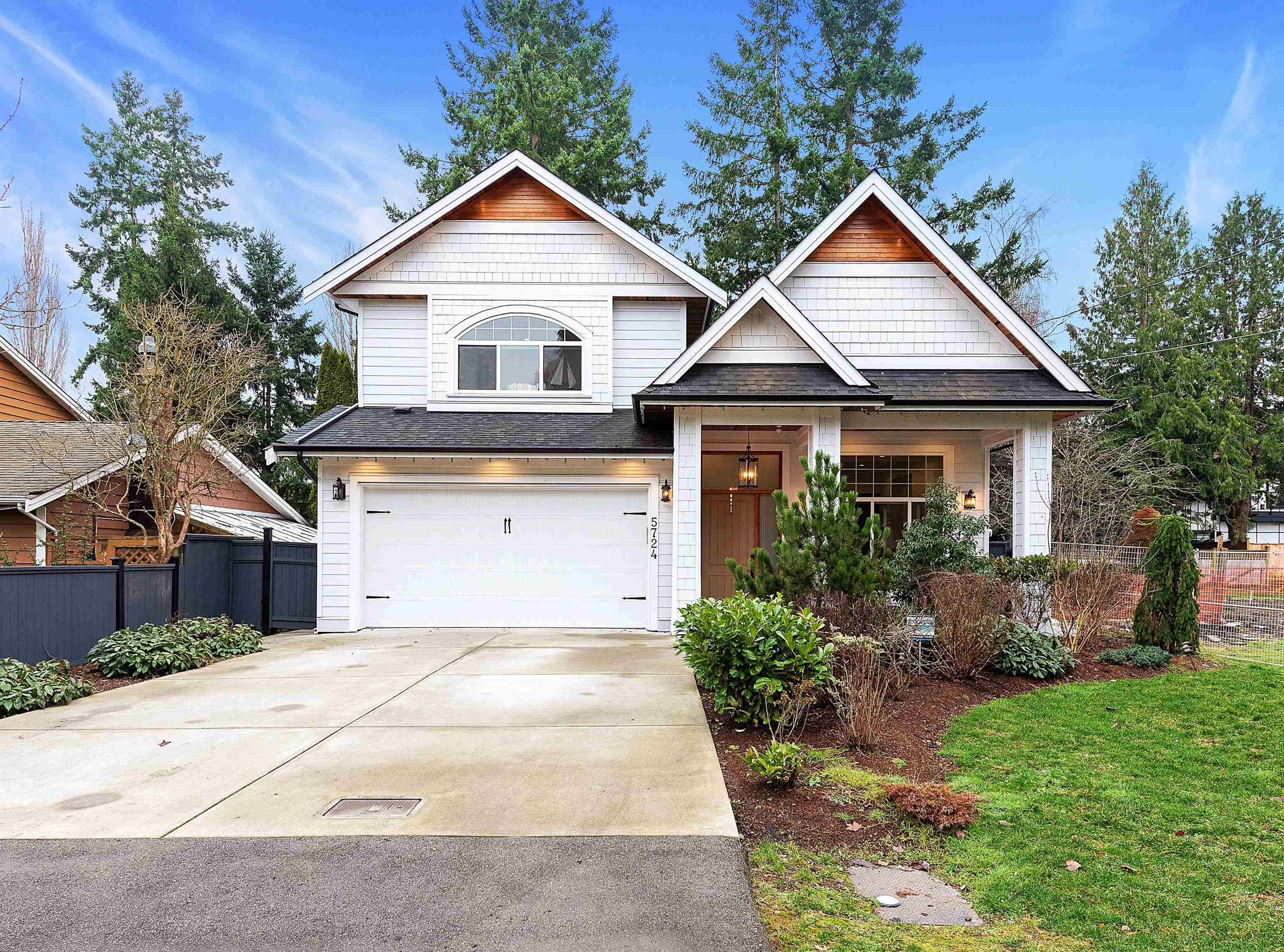 5724 16a Avenue, Delta, BC, V4L 1H9