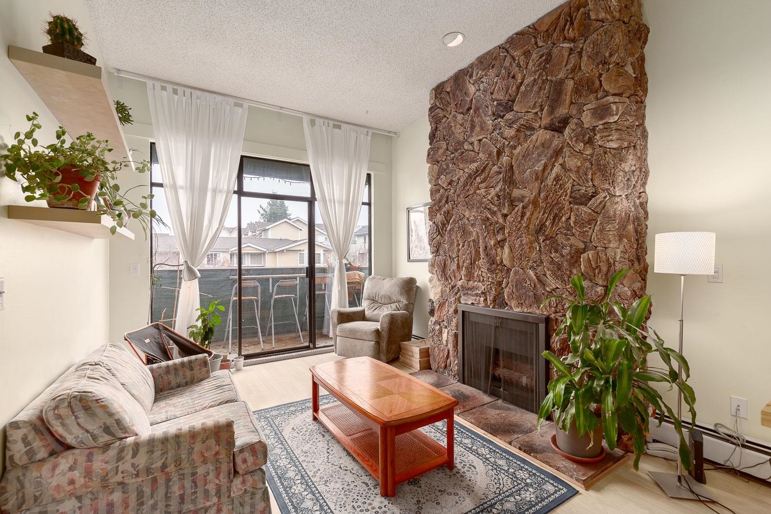 310-1516 Charles Street, Vancouver, BC, V5L 2T1