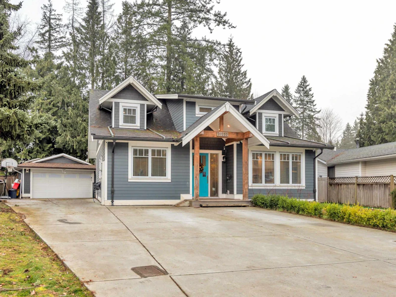 20252 44a Avenue, Langley BC V3A 6N3