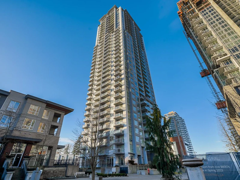 1008 - 13325 102a Avenue, Surrey BC V3T 0J5