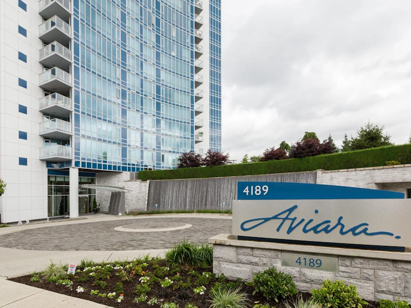 908 - 4189 Halifax Street, Burnaby BC V5C 3X2