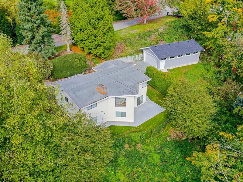 1830 Redwood Drive, Surrey BC V3Z 9V2