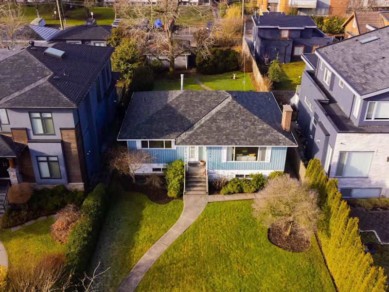 6549 Wales Street, Vancouver BC V5S 2R4