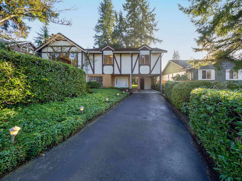 1456 Ross Avenue, Coquitlam BC V3J 2K1