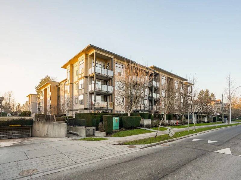 218 - 10707 139th Street, Surrey BC V3T 0B2