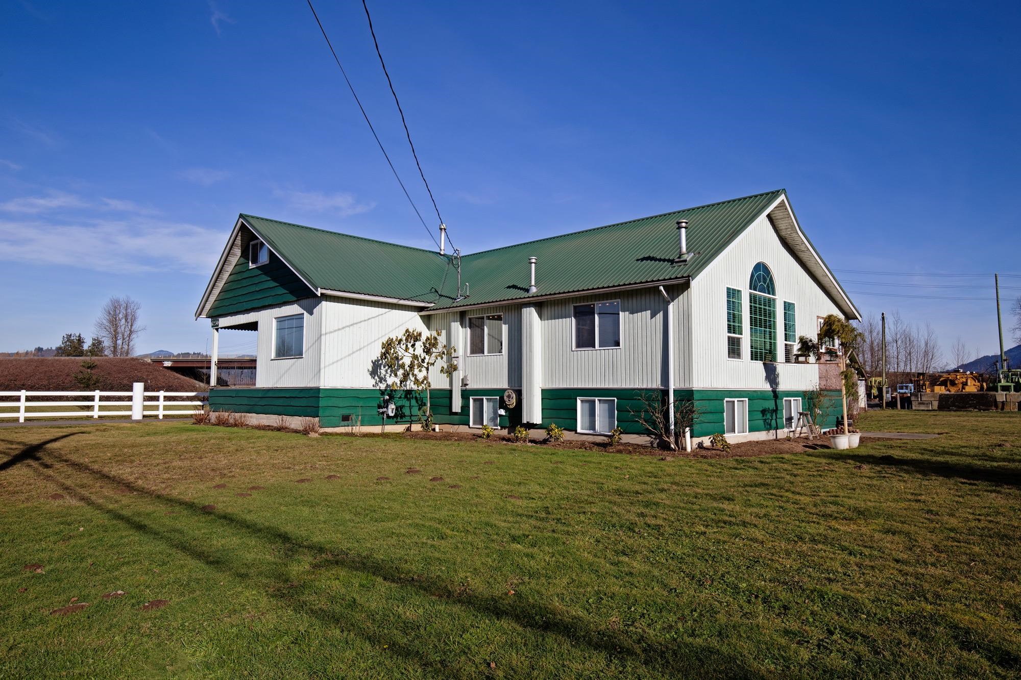 6230 Riverside Street, Abbotsford, BC, V4X 1T8