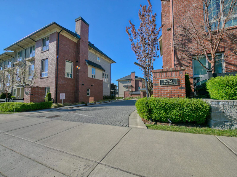 17 - 16261 23a Avenue, Surrey BC