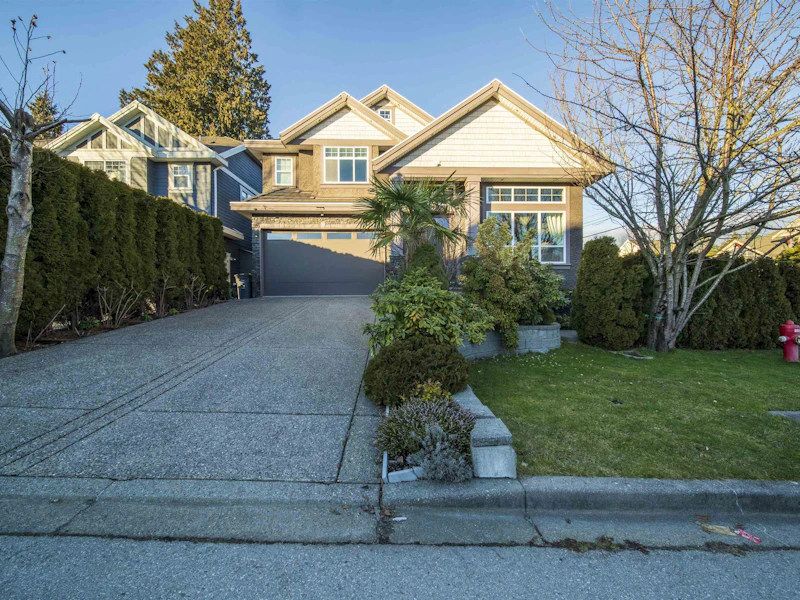 14997 34b Avenue, Surrey BC V3Z 0T5