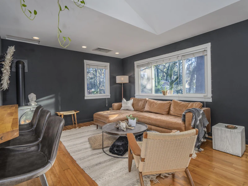 9161 Queen Street, Langley BC V1M 0B6