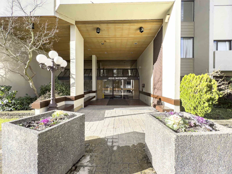 1110 - 4200 Mayberry Street, Burnaby BC V5H 4A7