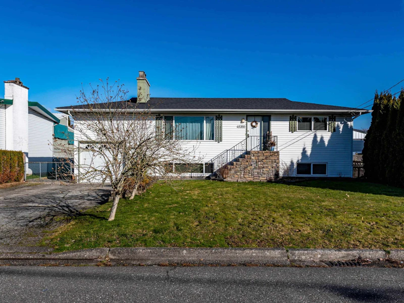 45355 Westview Avenue, Chilliwack BC V2P 1L8