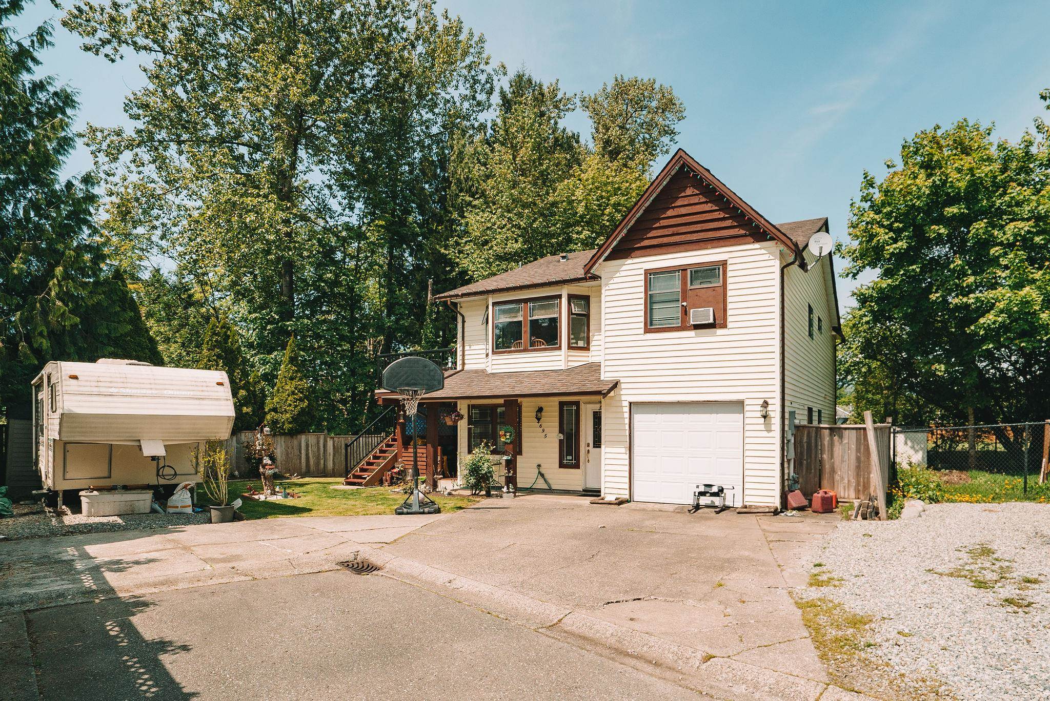 22695 Kendrick Loop, Maple Ridge, BC, V2X 8Y9