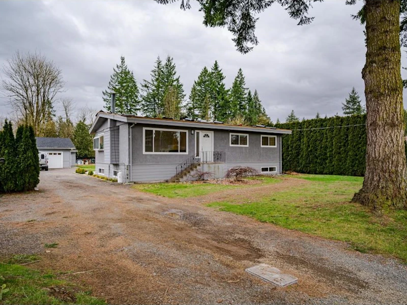 24504 56th Avenue, Langley BC V2Z 1E9
