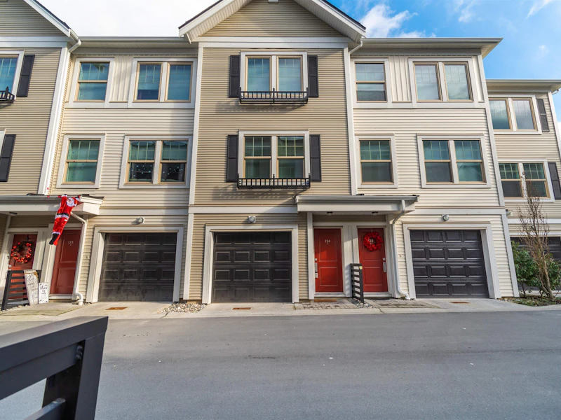 124 - 32633 Simon Avenue, Abbotsford BC
