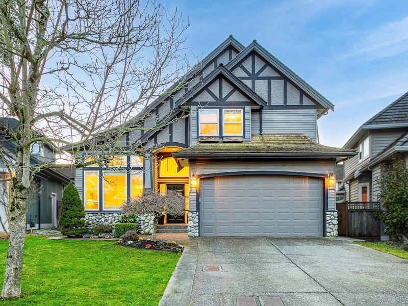 15552 36b Avenue, Surrey BC V3Z 0H1