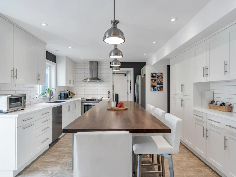 5002 53rd Street, Delta BC V4K 2Z2