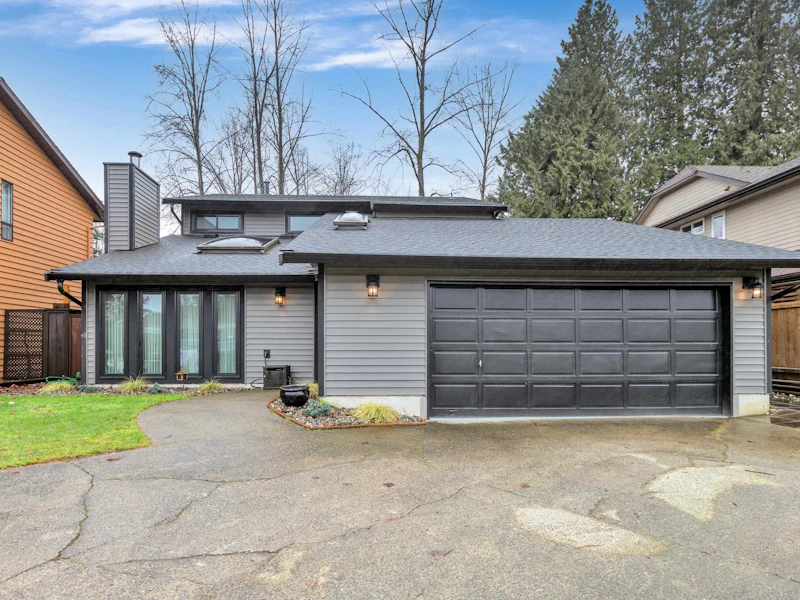 19588 Park Road, Pitt Meadows BC V3Y 1B2