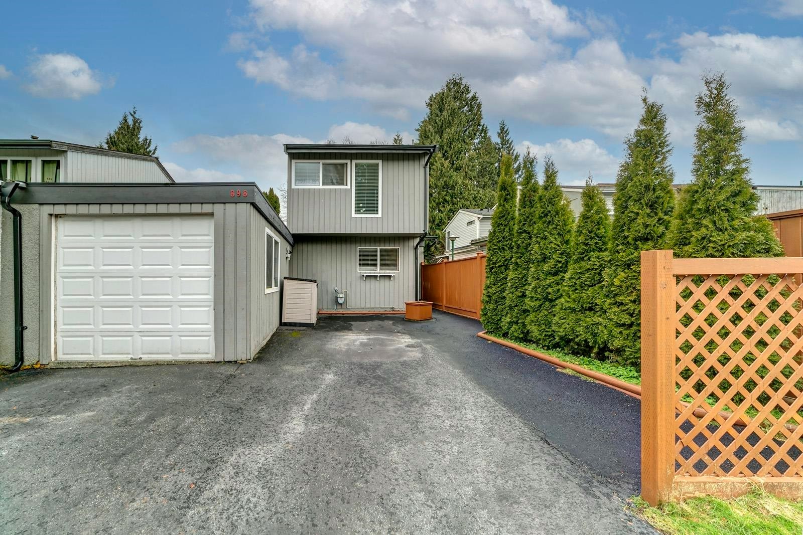 898 Pinebrook Place, Coquitlam, BC, V3C 4B9