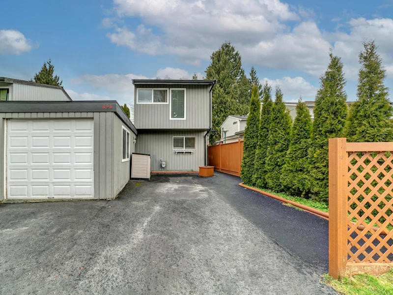 898 Pinebrook Place, Coquitlam BC V3C 4B9