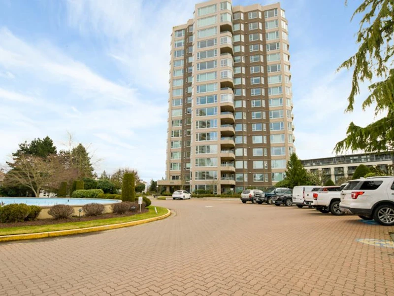 402 - 3170 Gladwin Road, Abbotsford BC V2T 5T1