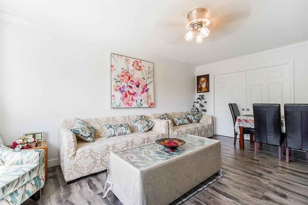 13717 90 Avenue, Surrey, BC, V3V 7N6