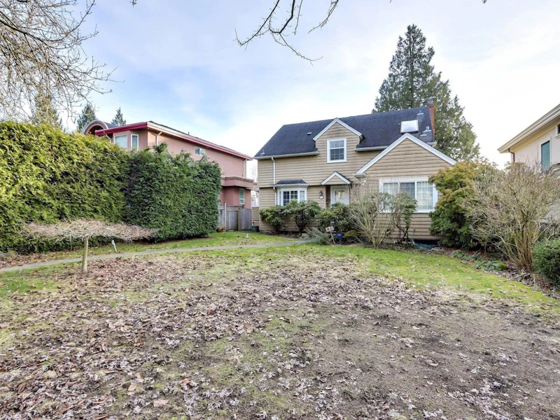1750 W 62nd Avenue, Vancouver BC V6P 2G2