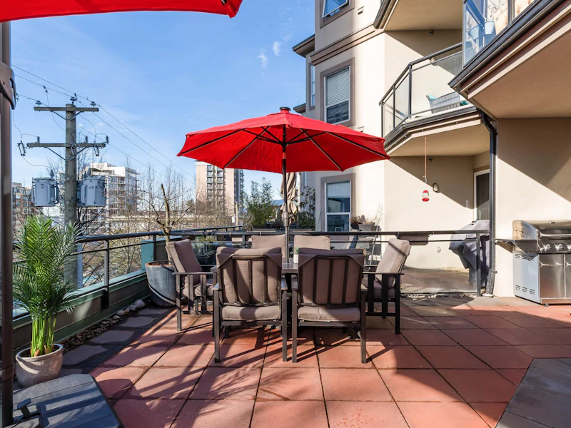 206 - 131 W 3rd Street, North Vancouver BC V7M 1E7