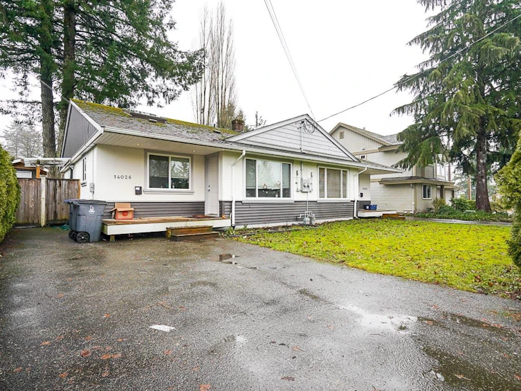 14026 Grosvenor Road, Surrey, BC, V3R 5G5
