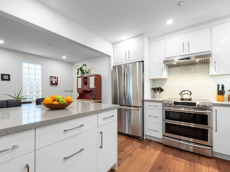 1843 E 14th Avenue, Vancouver BC V5N 2E3