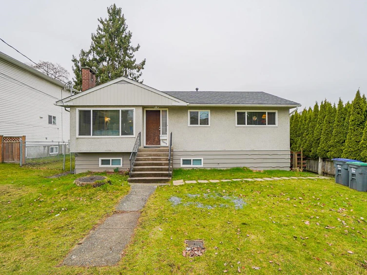 12679 97a Avenue, Surrey, BC, V3V 2H6