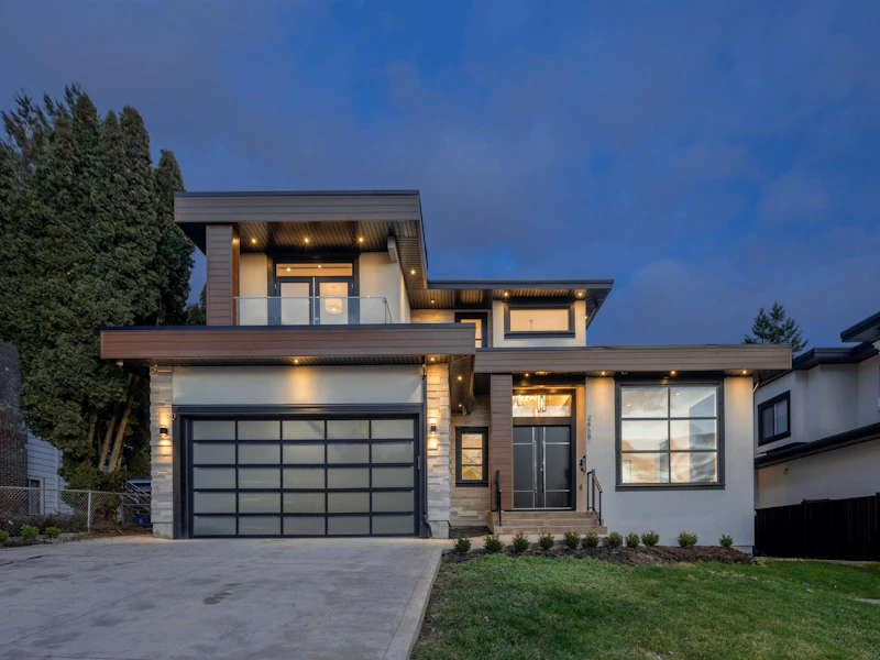 2468 Duthie Avenue, Burnaby BC V5A 2S3