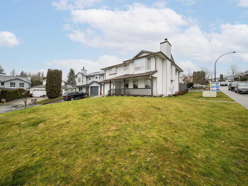 22897 Gillis Place, Maple Ridge BC V2X 9S6