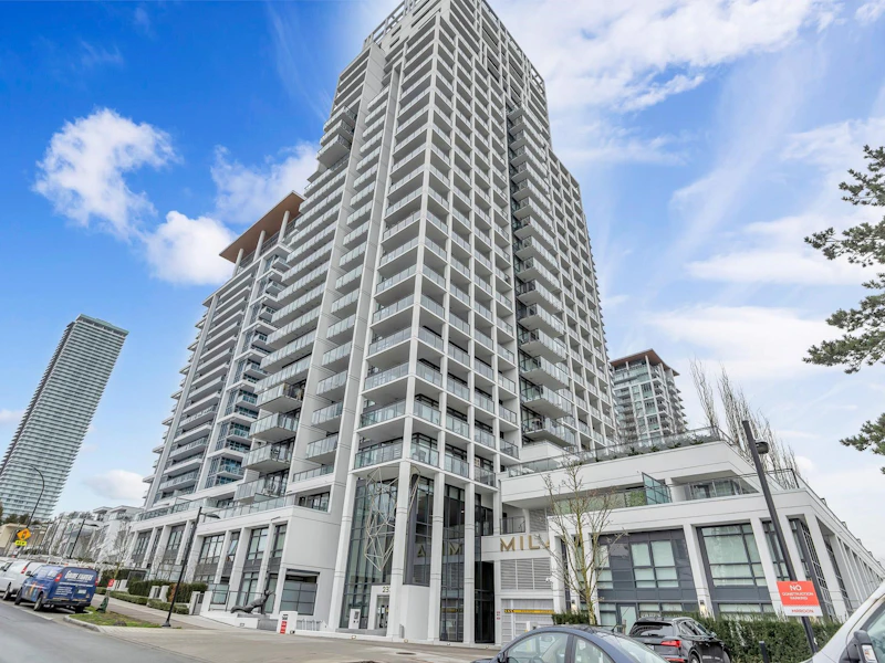 702 - 2378 Alpha Avenue, Burnaby BC