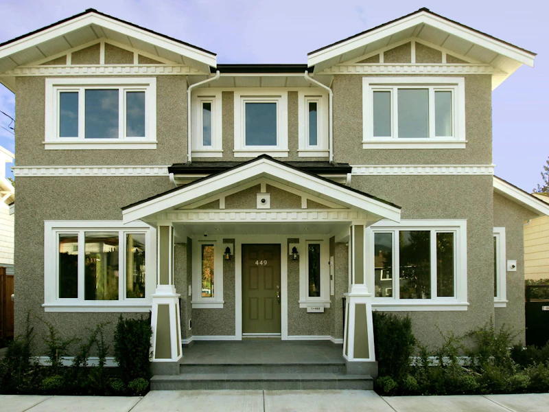 449 E 13th Street, North Vancouver BC V7L 2M2