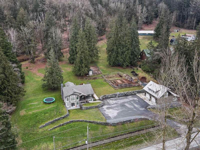 42180 Majuba Hill Road, Chilliwack BC V2R 5H2