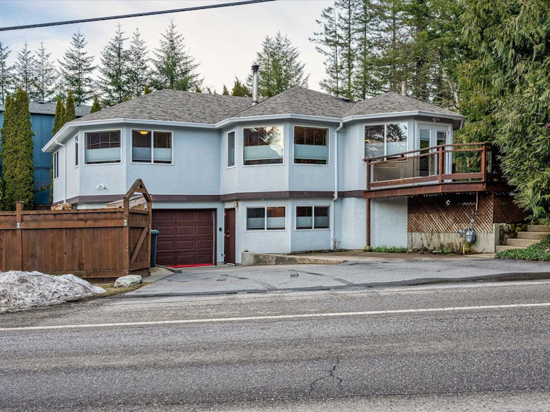 41821 Government Road, Squamish BC V0N 0A4