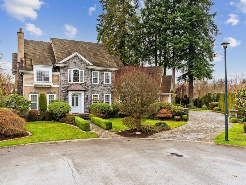 13761 22a Avenue, Surrey BC V4A 9V8
