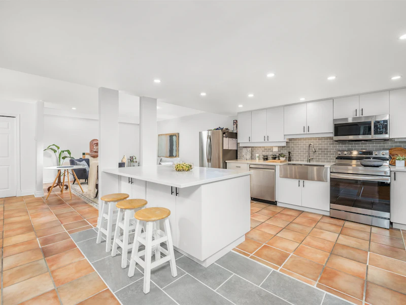 17 - 4957 Marine Drive, West Vancouver BC V7W 2P5