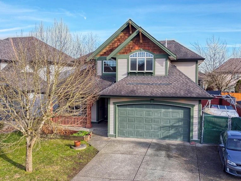 7368 145a Street, Surrey BC V3S 9L9