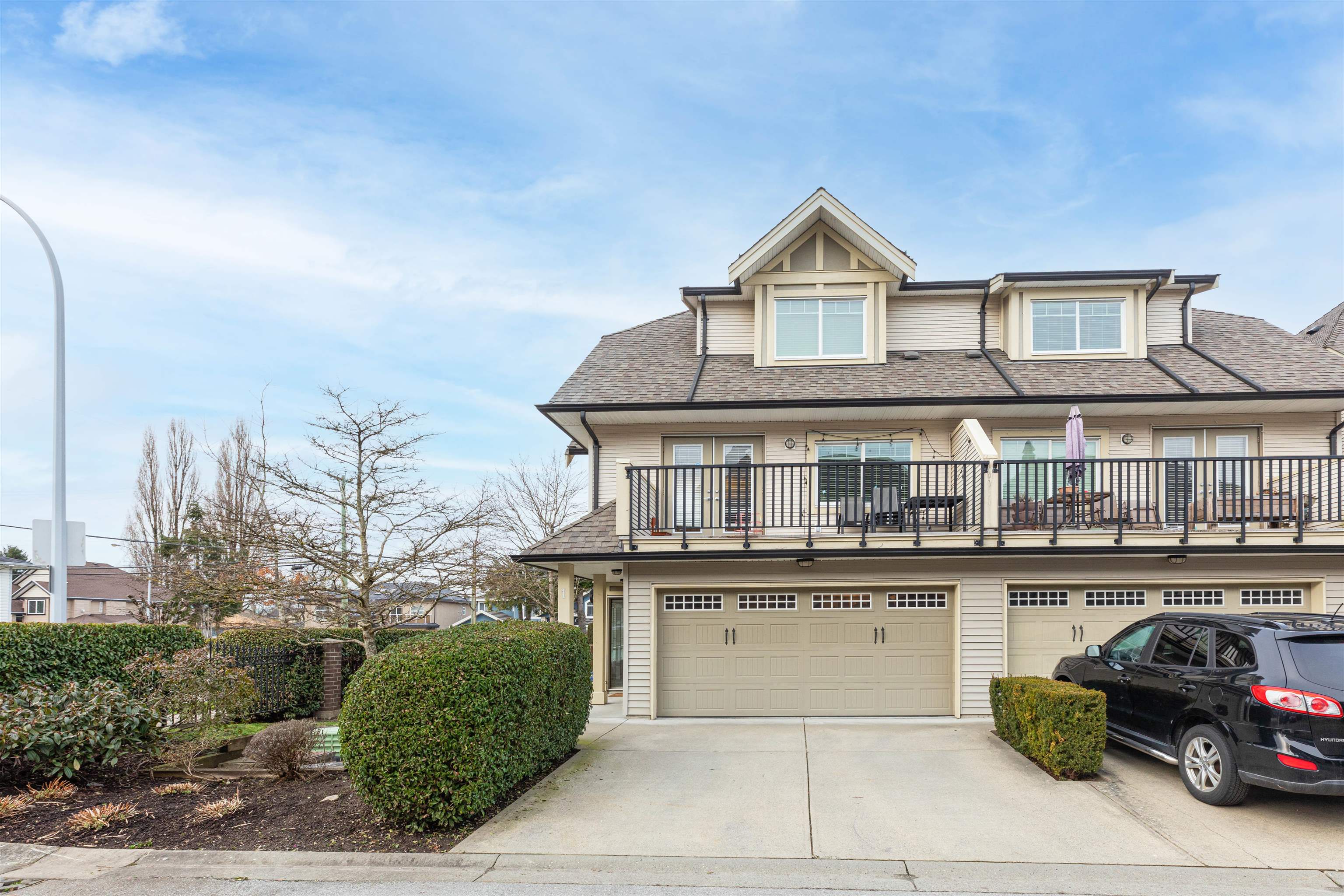 1-8358 121a Street, Surrey, BC, V3W 1T6
