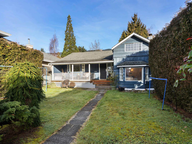 2391 Kings Avenue, West Vancouver, BC, V7V 2C3