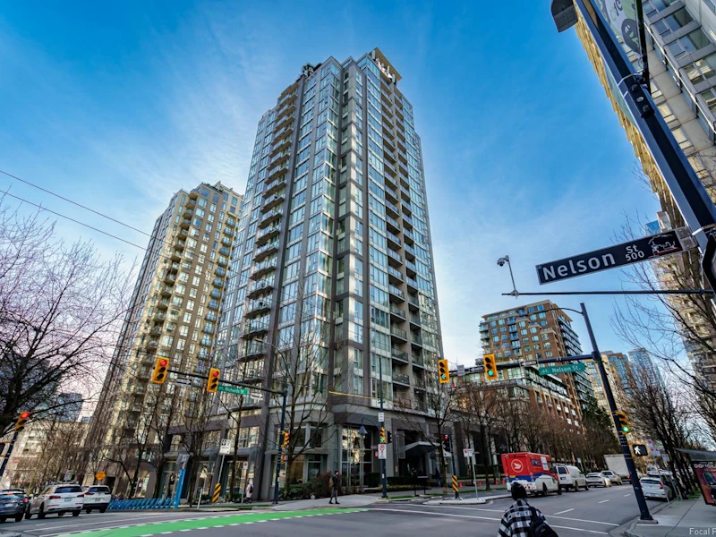 706 - 1010 Richards Street, Vancouver BC V6B 1G2