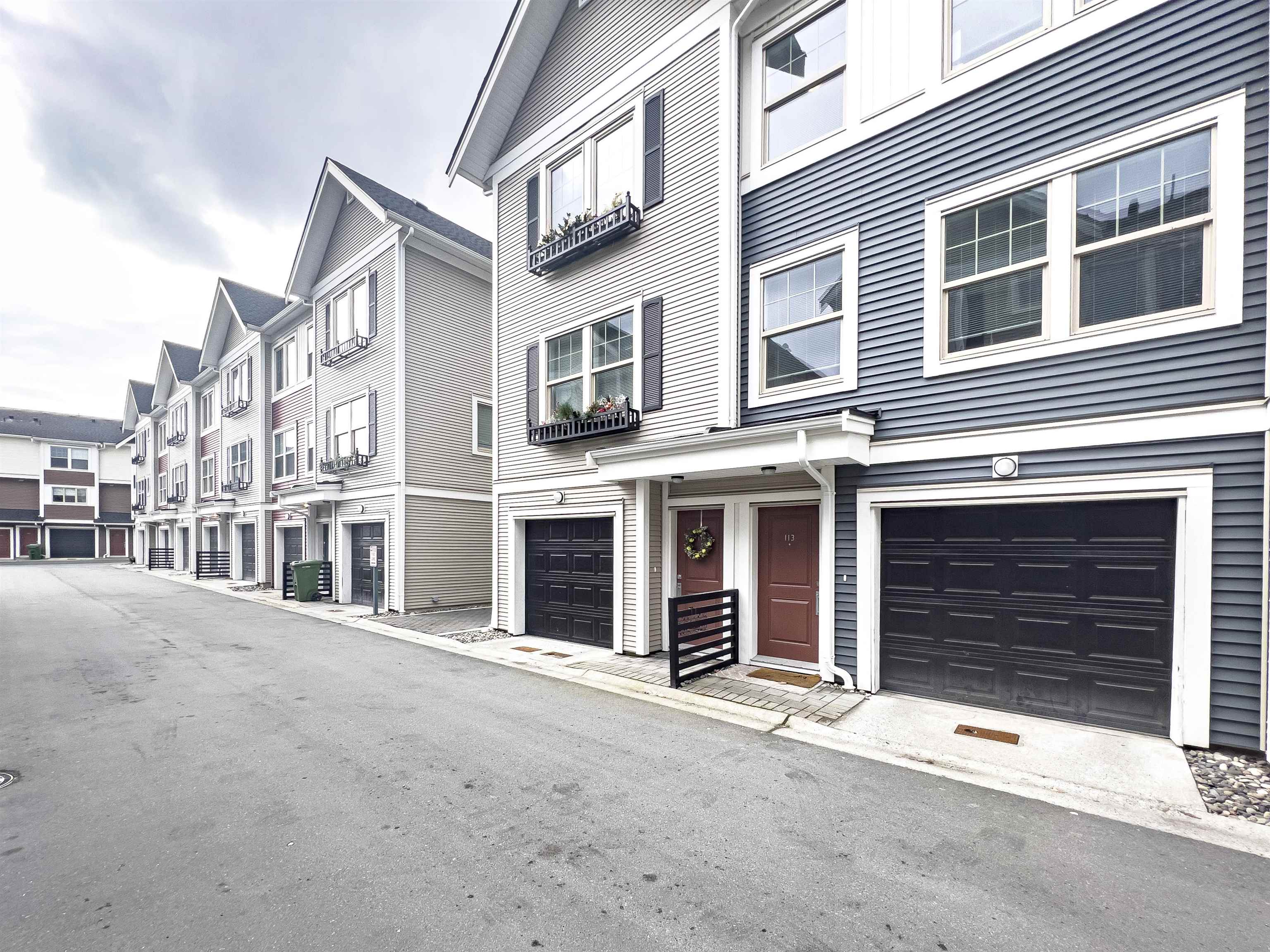 113-32633 Simon Avenue, Abbotsford, BC, V2T 0G9